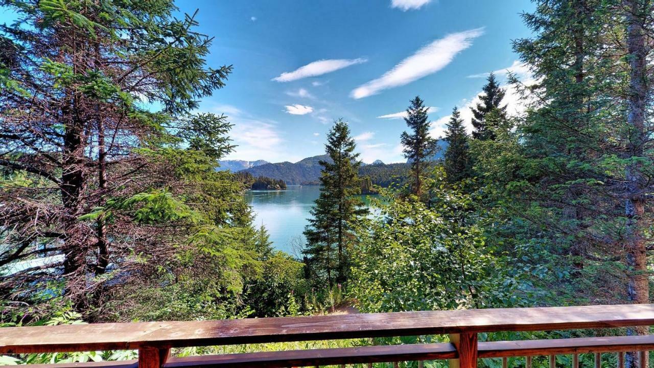 Stillpoint Lodge - All-Inclusive Halibut Cove Exterior foto