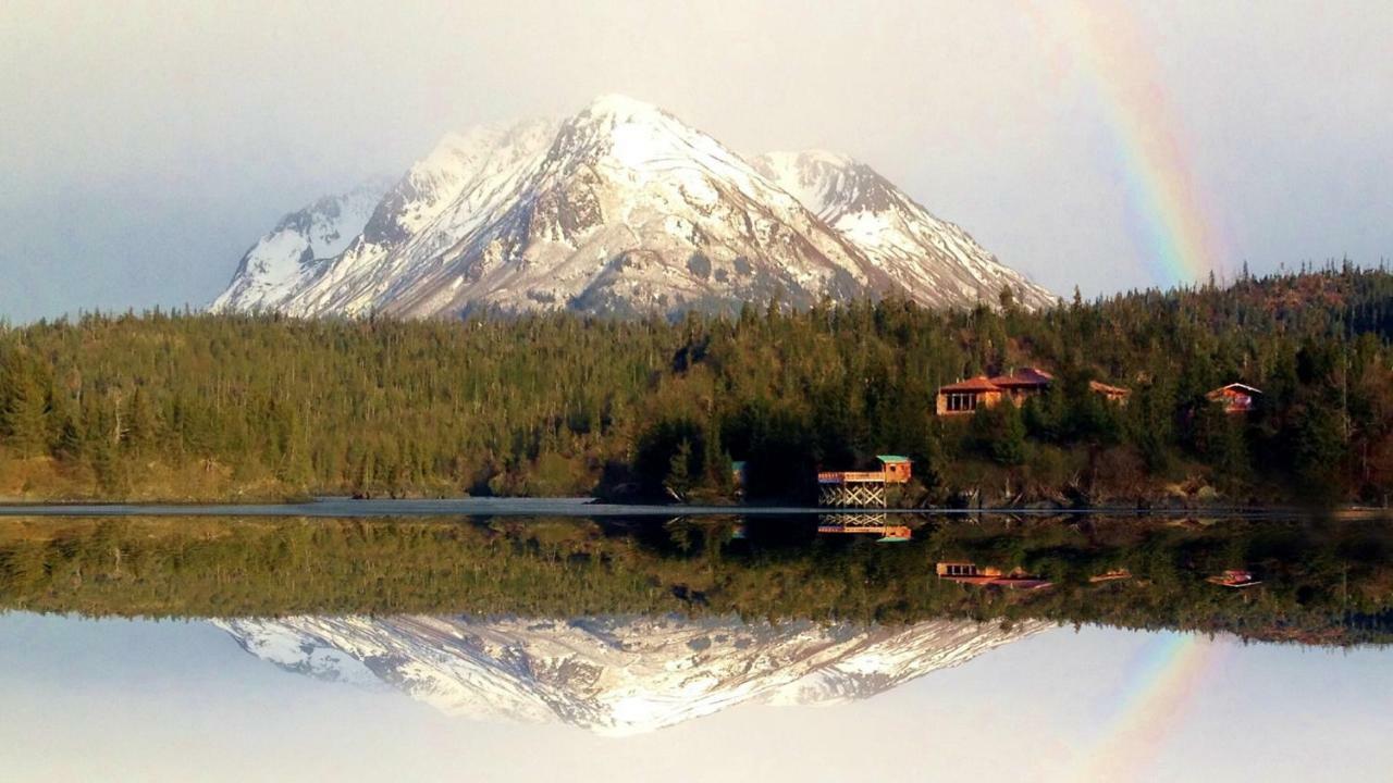 Stillpoint Lodge - All-Inclusive Halibut Cove Exterior foto