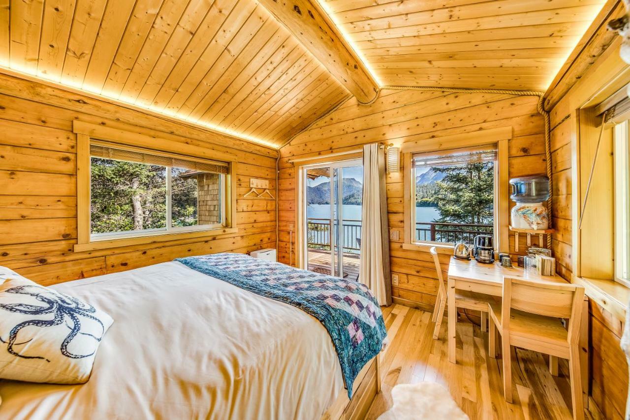 Stillpoint Lodge - All-Inclusive Halibut Cove Exterior foto