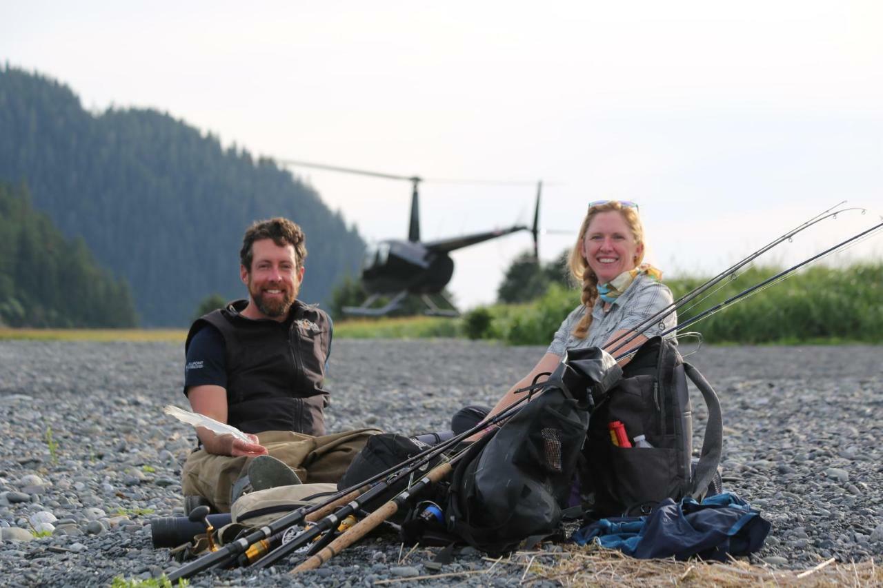 Stillpoint Lodge - All-Inclusive Halibut Cove Exterior foto
