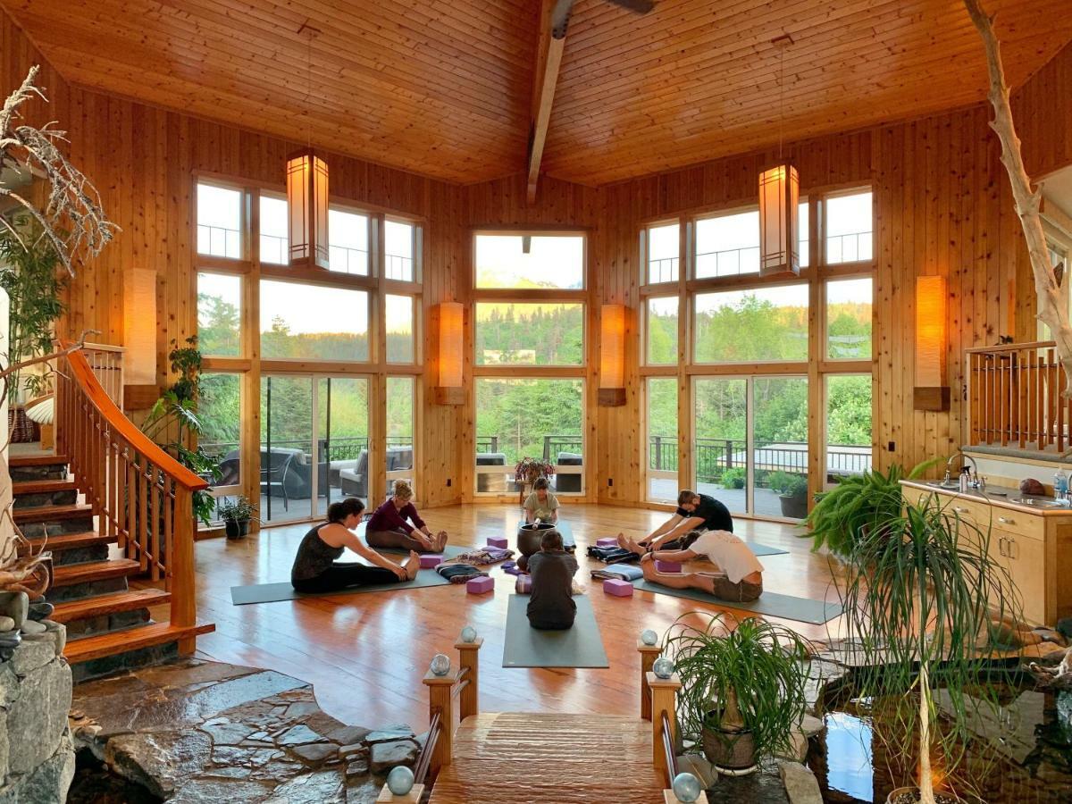 Stillpoint Lodge - All-Inclusive Halibut Cove Exterior foto